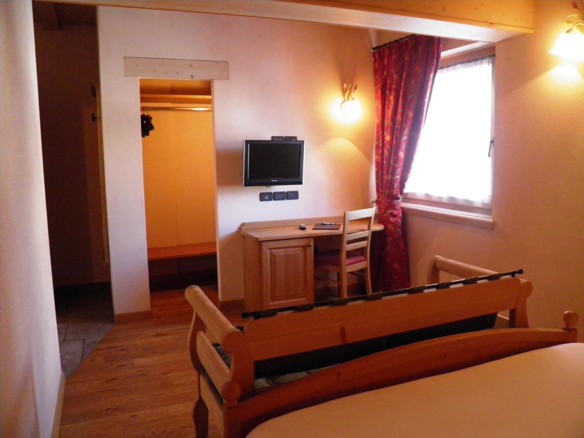 Hotel Pontiglia Livigno Habitación foto